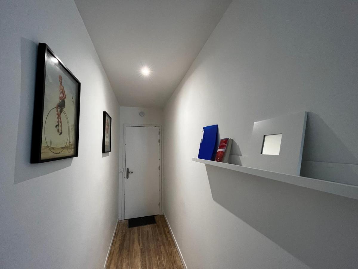 Appartement 2 Pièces Avec Terrasse Proche Centre - Parking Gratuit à Proximité *